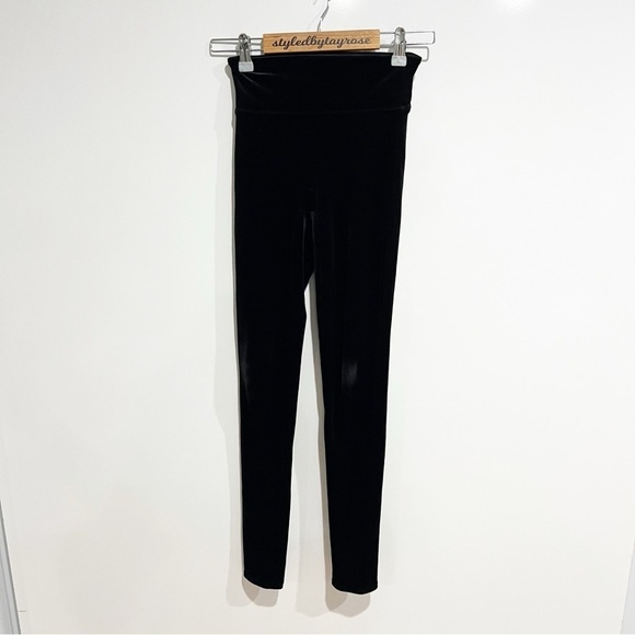 Spanx Velvet Legging - Picture 5 of 10